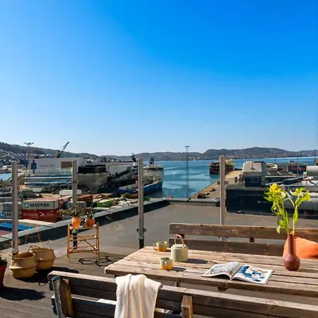 Roomsly - Bright Downtown With Rooftop Terrace Appartement Bergen